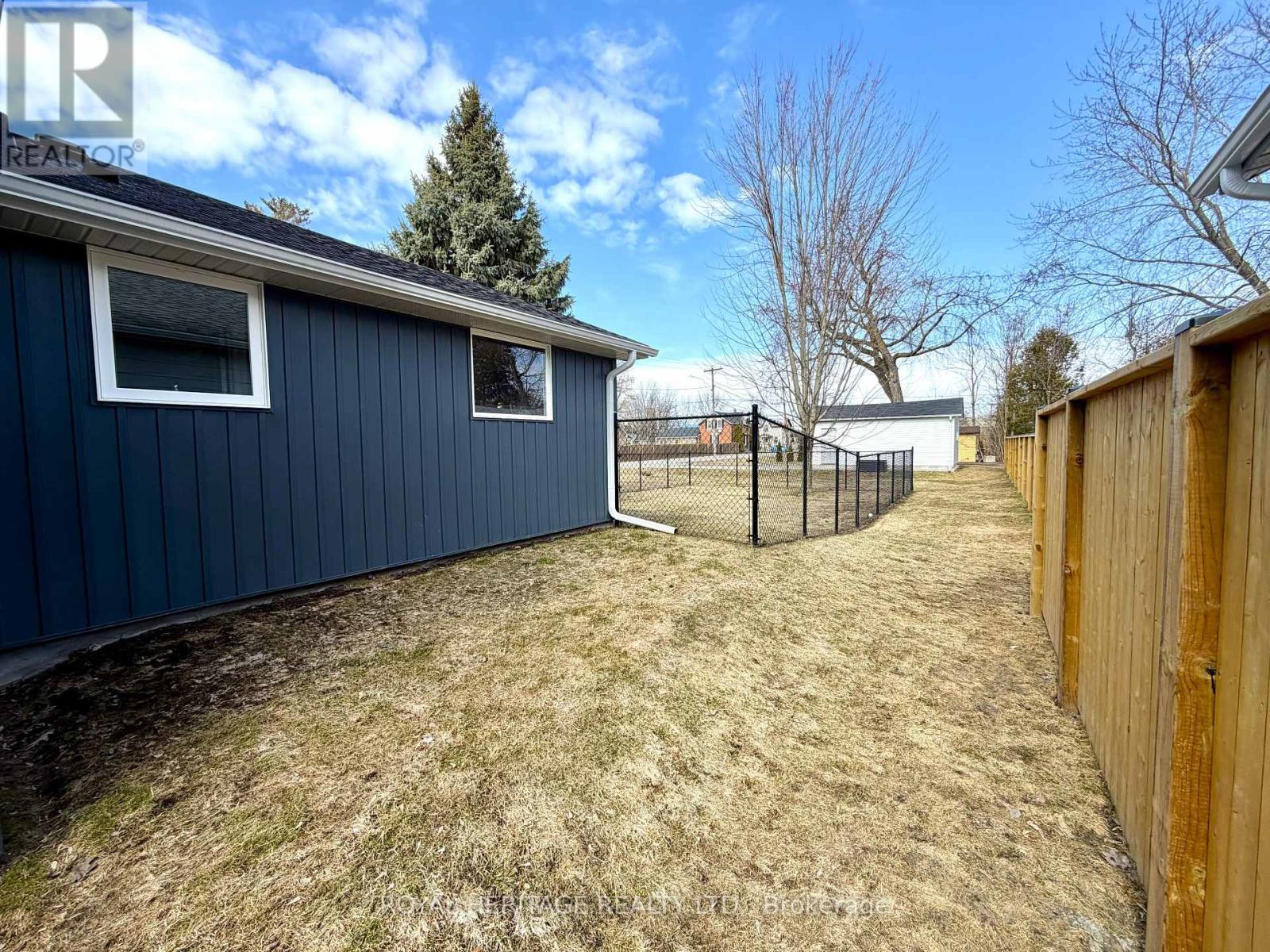 71 North Street, Georgina, Ontario  L0E 1R0 - Photo 35 - N12778242