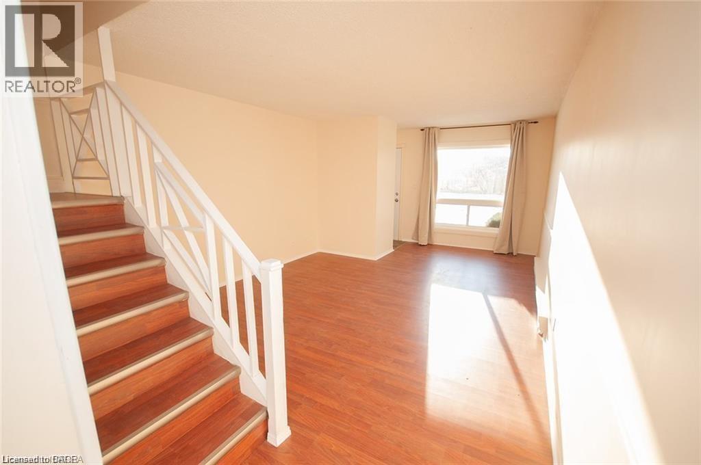 8646 Willoughby Drive Unit# 6, Niagara Falls, Ontario  L2G 6X7 - Photo 4 - 40813909