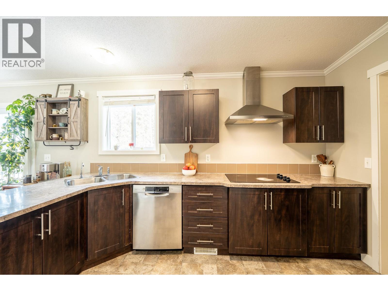 17053 Prespatou Road, Fort St. John, British Columbia  V0C 2S0 - Photo 11 - R3105054