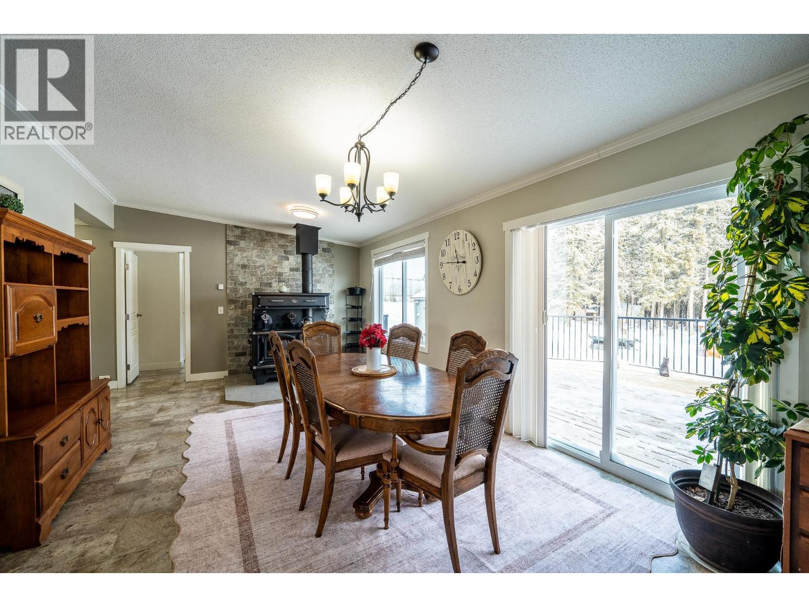 17053 Prespatou Road, Fort St. John, British Columbia  V0C 2S0 - Photo 6 - R3105054