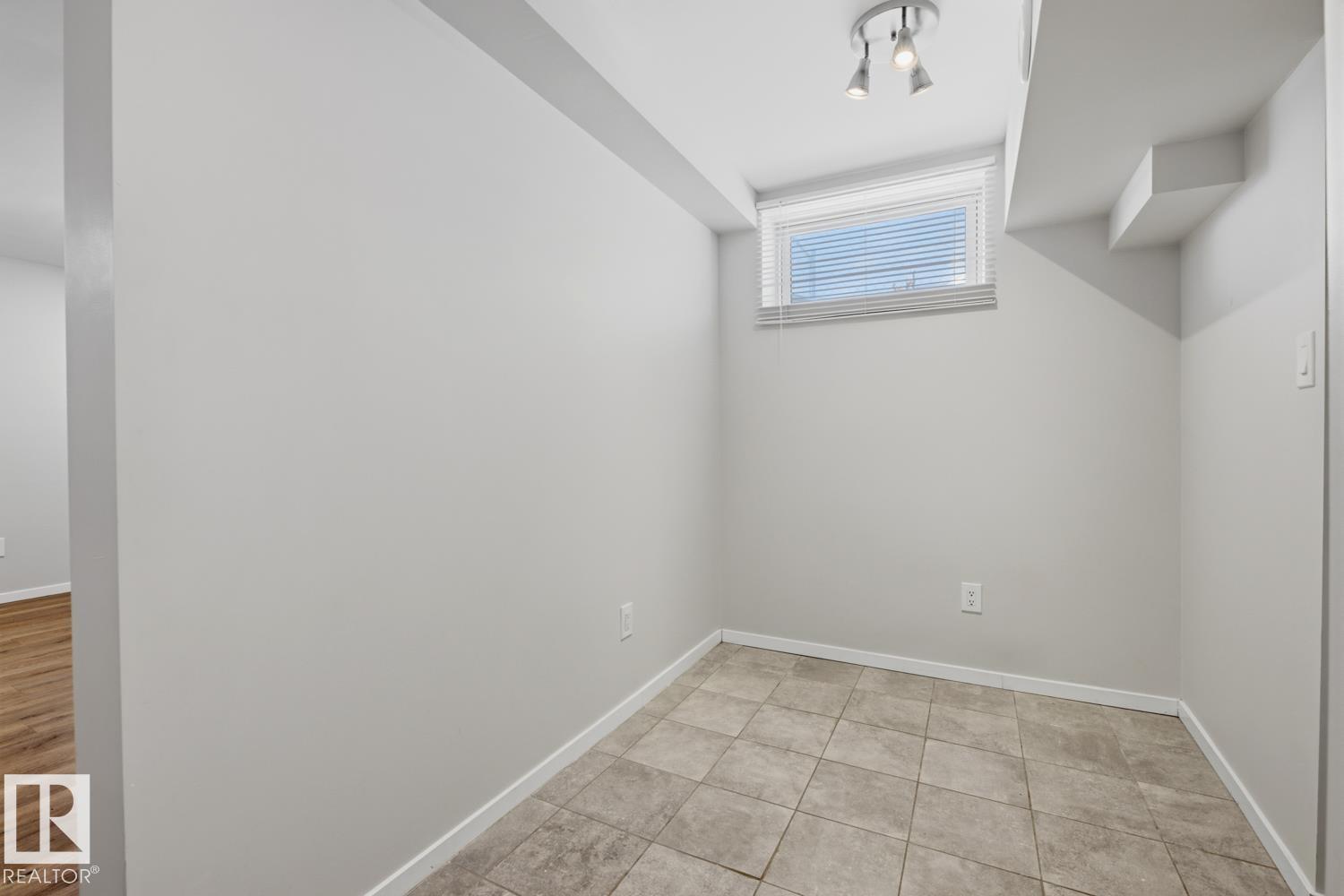 11332 134 Av Nw, Edmonton, Alberta  T5E 1K6 - Photo 18 - E4476441