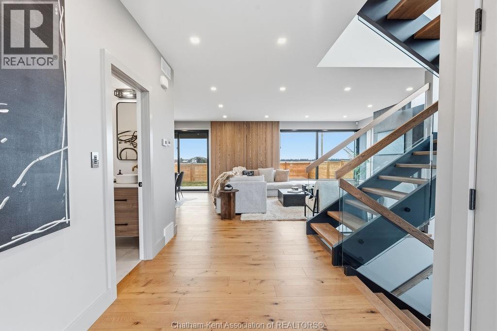 54 Dundee Drive West, Chatham, Ontario  N7M 0S7 - Photo 4 - 26006136