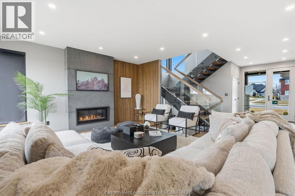 54 Dundee Drive West, Chatham, Ontario  N7M 0S7 - Photo 7 - 26006136