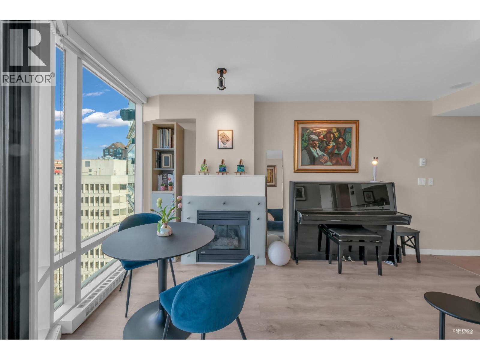 1501 1003 Burnaby Street, Vancouver, British Columbia  V6E 4R7 - Photo 12 - R3105058