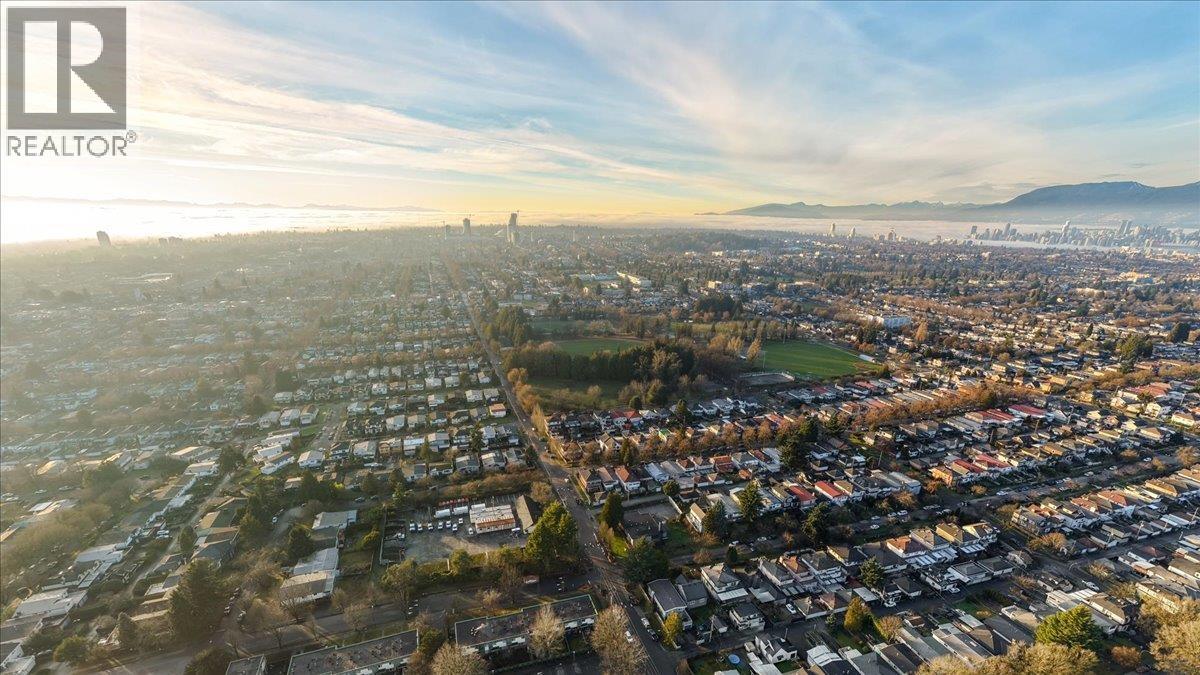 1 6061 Sherbrooke Street, Vancouver, British Columbia V5W 3N3 - Photo 22 - R3105091