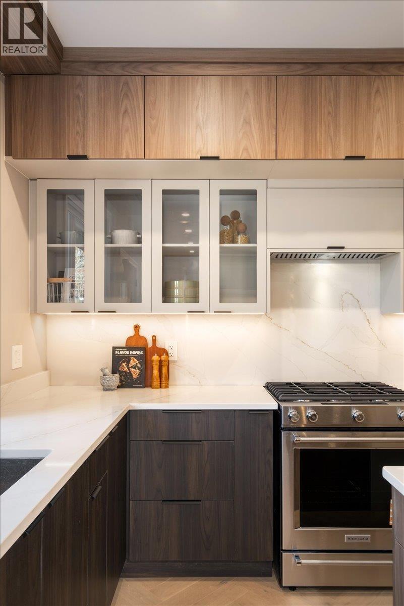 1 6061 Sherbrooke Street, Vancouver, British Columbia V5W 3N3 - Photo 6 - R3105091