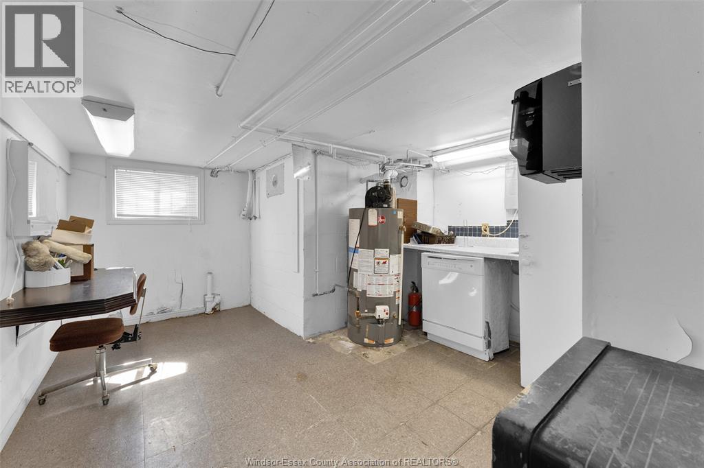 1451 Ouellette Avenue, Windsor, Ontario  N8X 1K1 - Photo 38 - 26006425