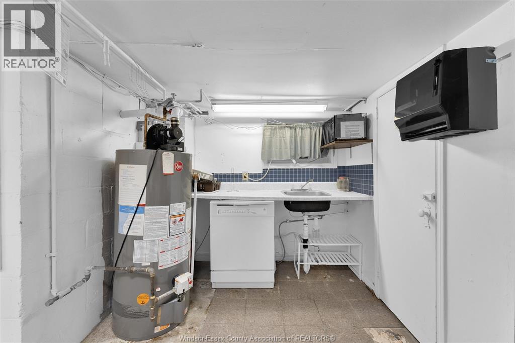 1451 Ouellette Avenue, Windsor, Ontario  N8X 1K1 - Photo 39 - 26006425