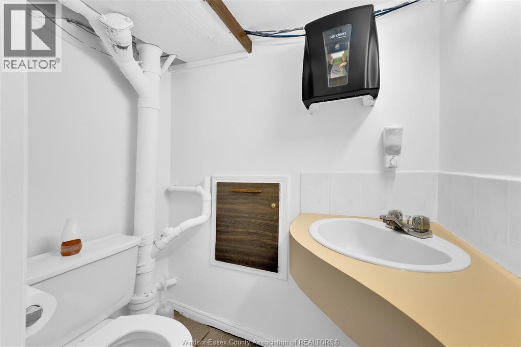 1451 Ouellette Avenue, Windsor, Ontario  N8X 1K1 - Photo 40 - 26006425