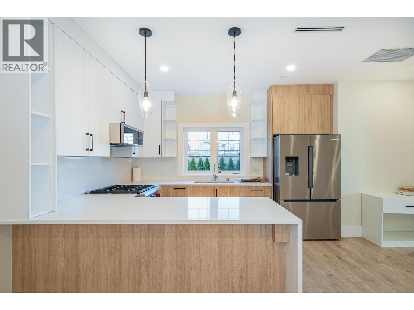 972 Park Drive, Vancouver, British Columbia V6P 2J4 - Photo 10 - R3105065