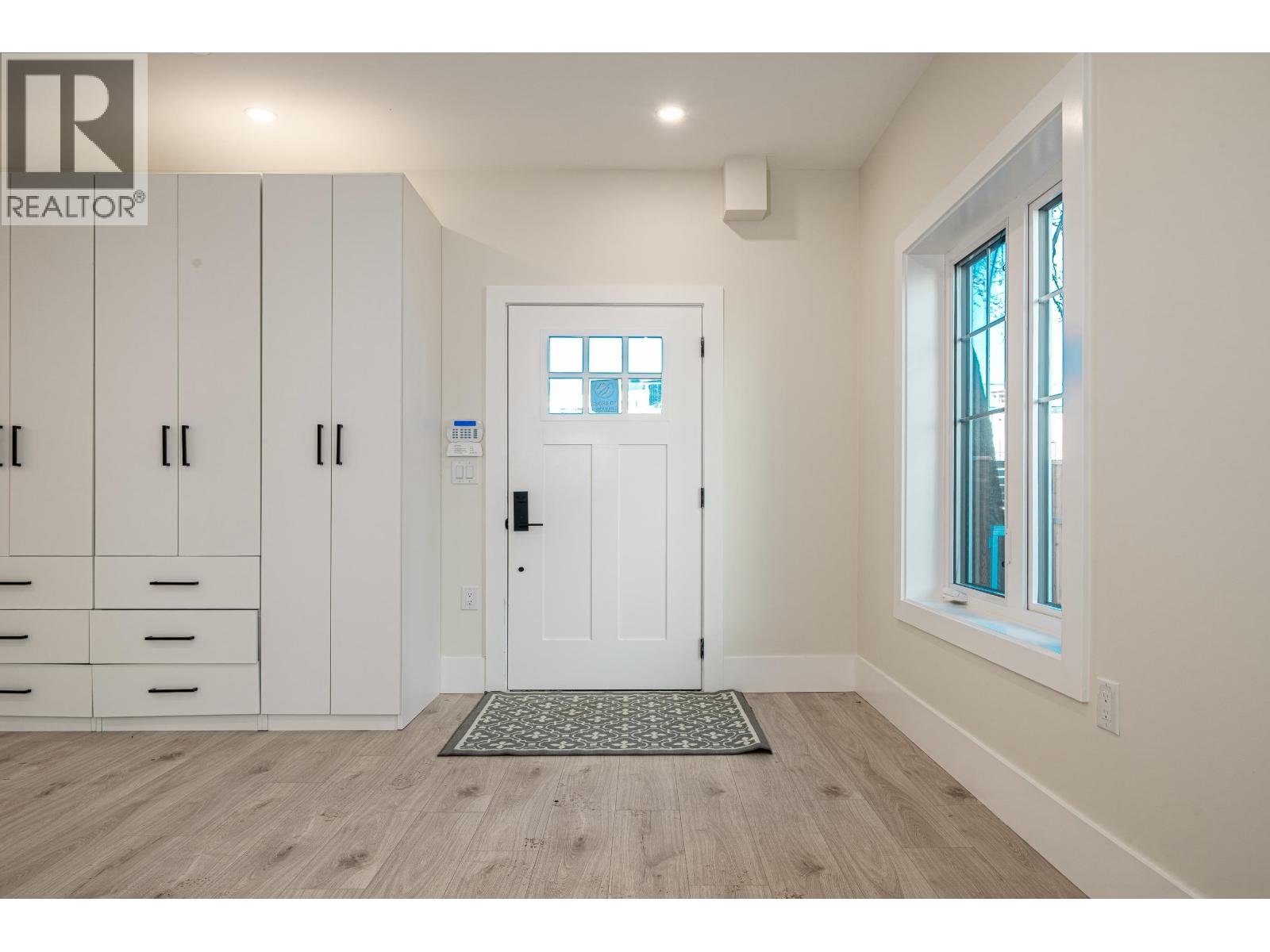 972 Park Drive, Vancouver, British Columbia V6P 2J4 - Photo 4 - R3105065