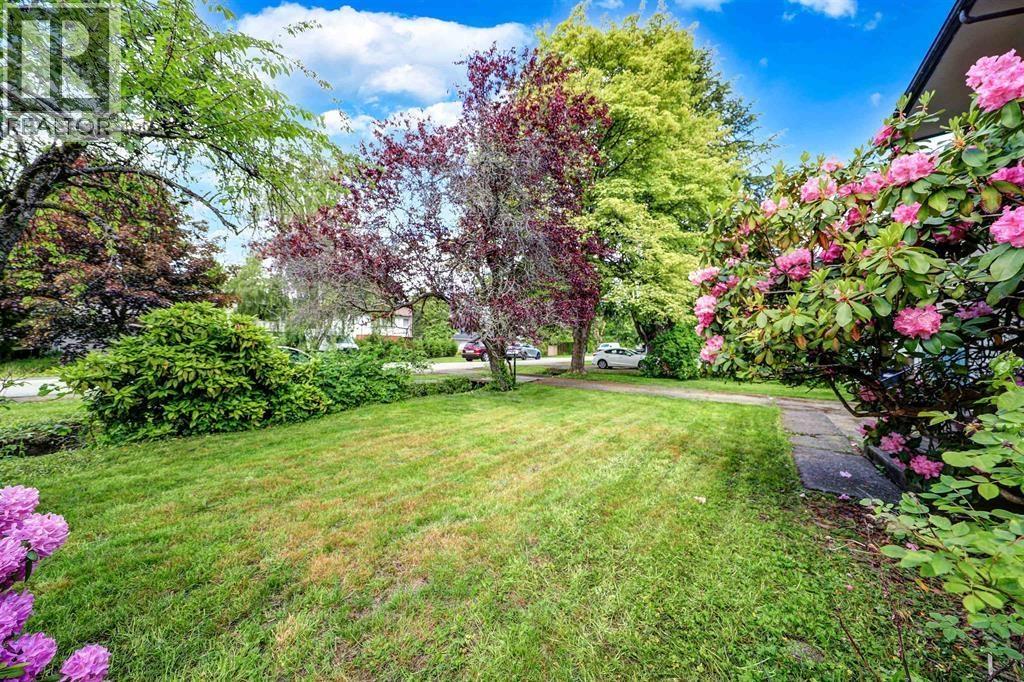 8844 Cook Crescent, Richmond, British Columbia  V6Y 1X2 - Photo 2 - R3105080