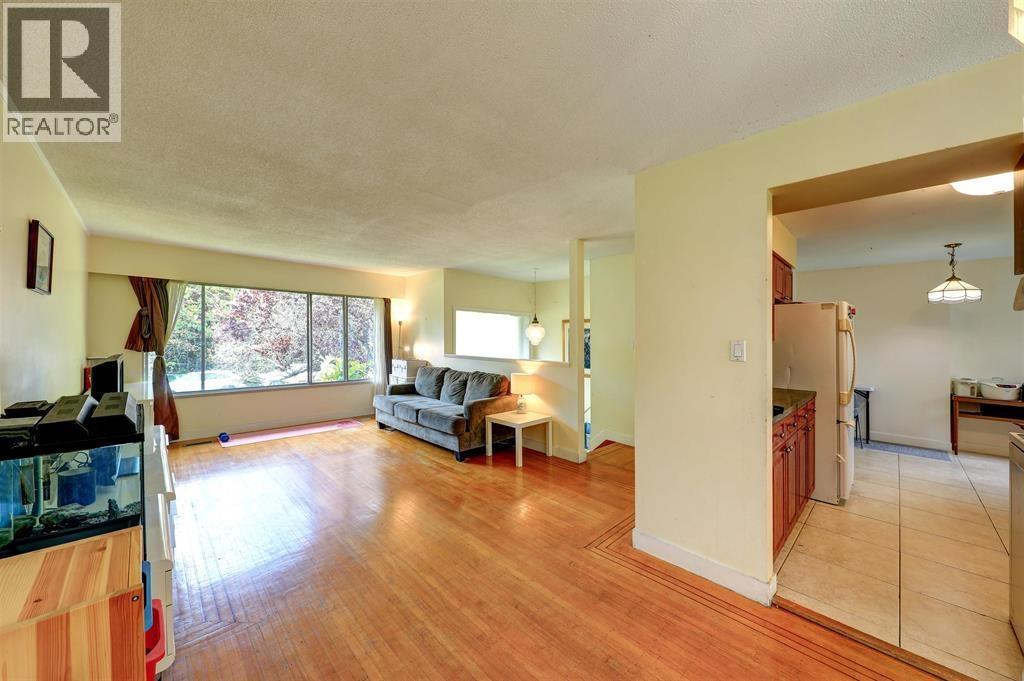 8844 Cook Crescent, Richmond, British Columbia  V6Y 1X2 - Photo 5 - R3105080