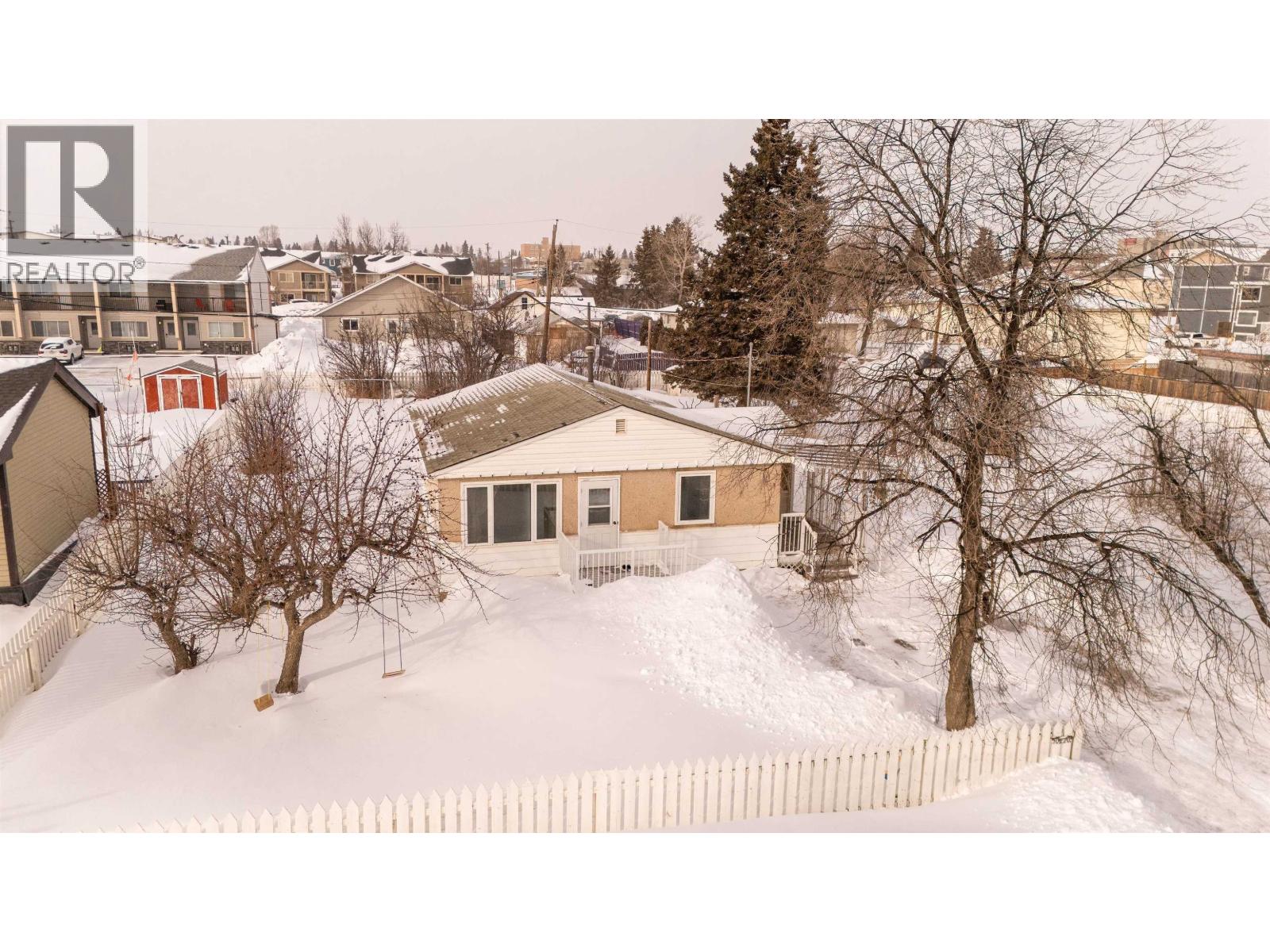 10220 96 Avenue, Fort St. John, British Columbia  V1J 1L4 - Photo 35 - R3104972