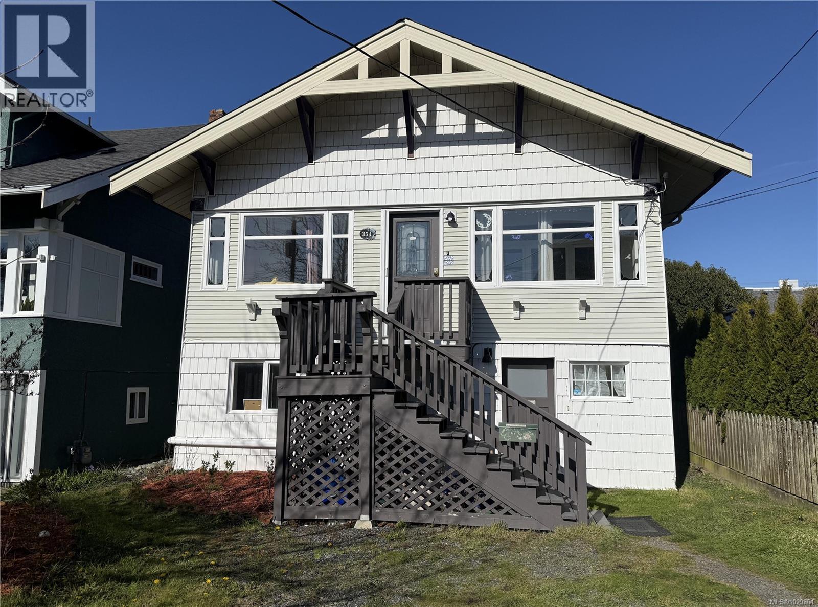 354 Berwick St, Victoria, British Columbia  V8V 1C7 - Photo 1 - 1029854