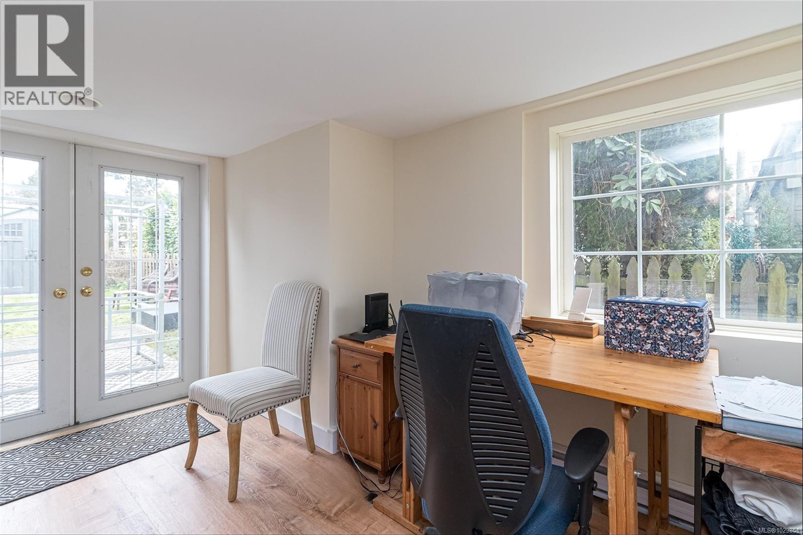 354 Berwick St, Victoria, British Columbia  V8V 1C7 - Photo 29 - 1029854