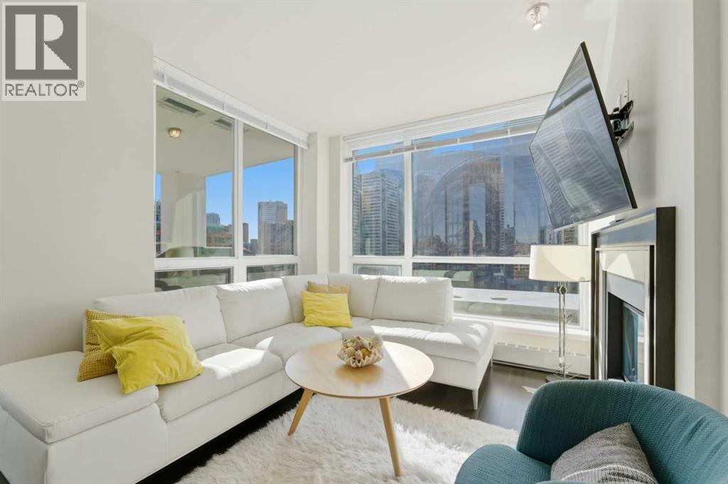 825, 222 Riverfront Avenue SW, Calgary, Alberta  T2P 0X2 - Photo 10 - A2295855