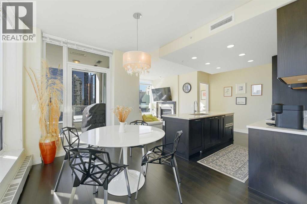 825, 222 Riverfront Avenue SW, Calgary, Alberta  T2P 0X2 - Photo 18 - A2295855