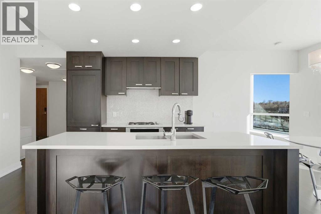 825, 222 Riverfront Avenue SW, Calgary, Alberta  T2P 0X2 - Photo 11 - A2295855