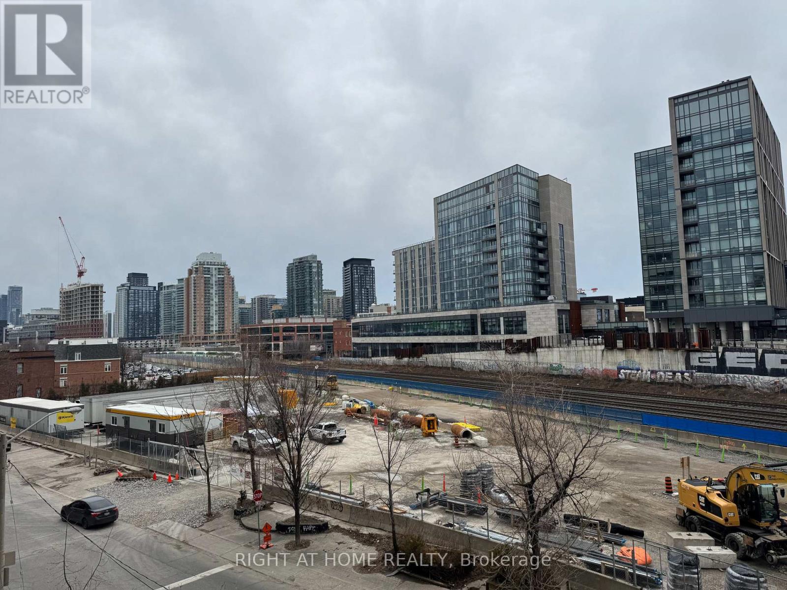 321 - 36 Lisgar Street, Toronto, Ontario  M6J 0B1 - Photo 5 - C12937510