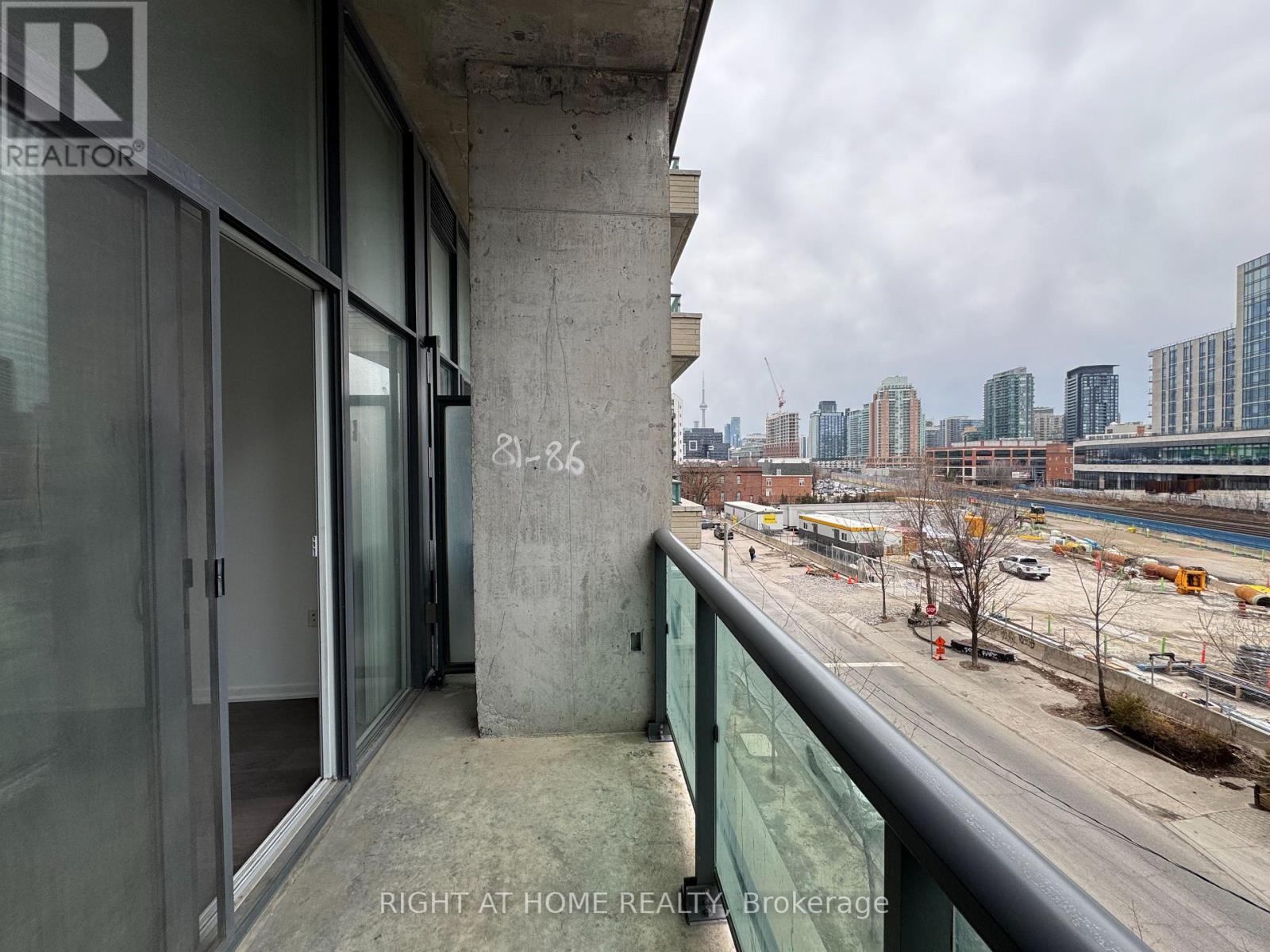 321 - 36 Lisgar Street, Toronto, Ontario  M6J 0B1 - Photo 8 - C12937510