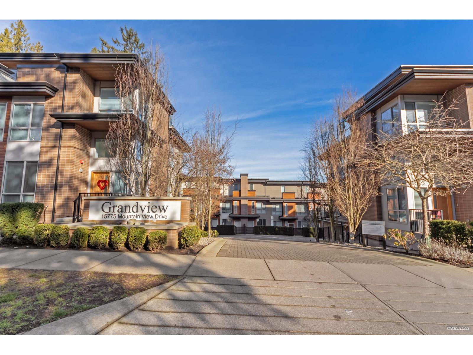 62 15775 Mountain View Drive, Surrey, British Columbia V3Z 0W7 - Photo 1 - R3105110