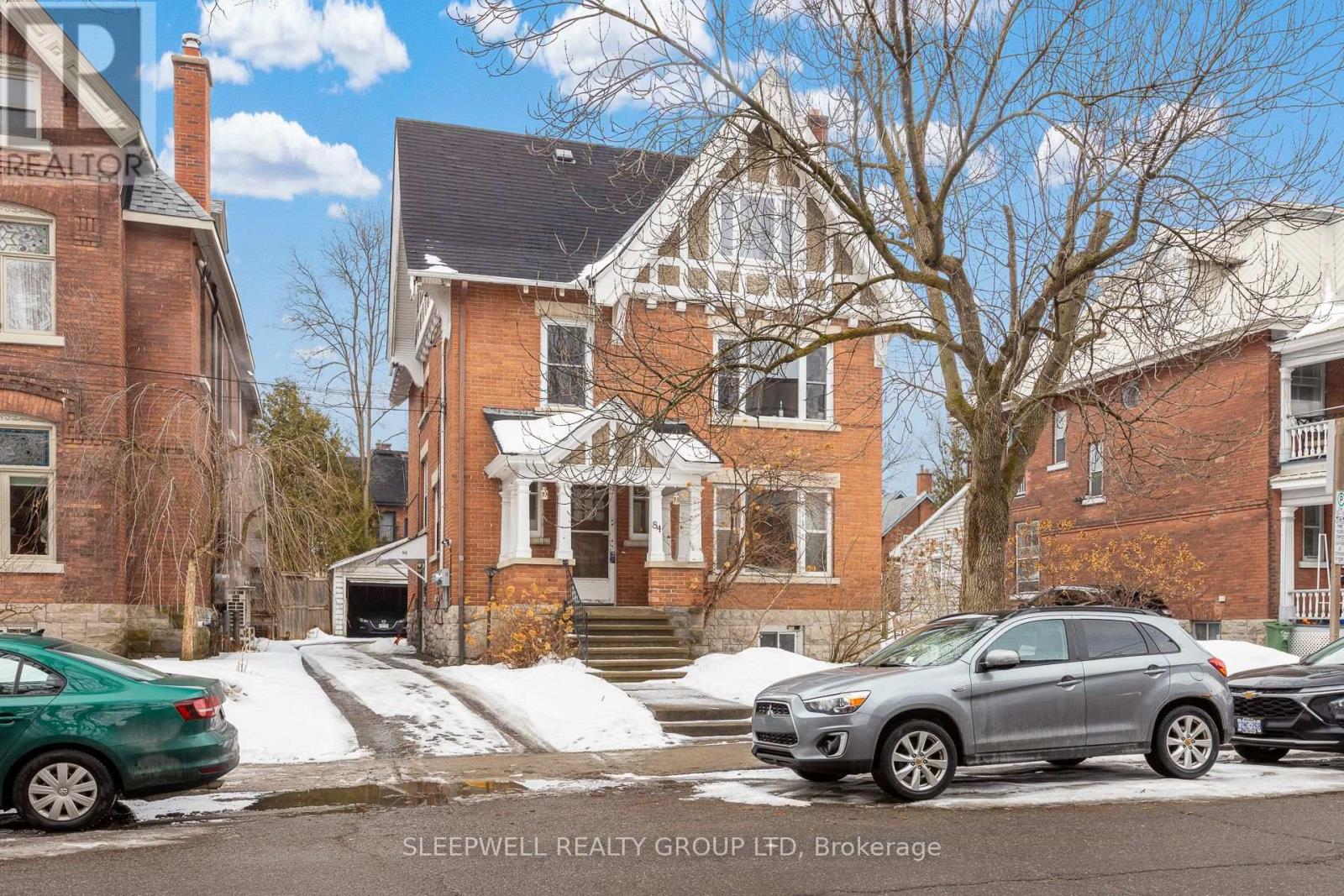 84 FOURTH AVENUE, Ottawa, Ontario