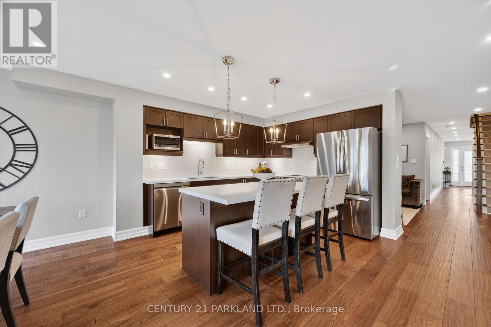 123 Russel Drive, Bradford West Gwillimbury (Bradford), Ontario  L3Z 3B9 - Photo 10 - N12937520