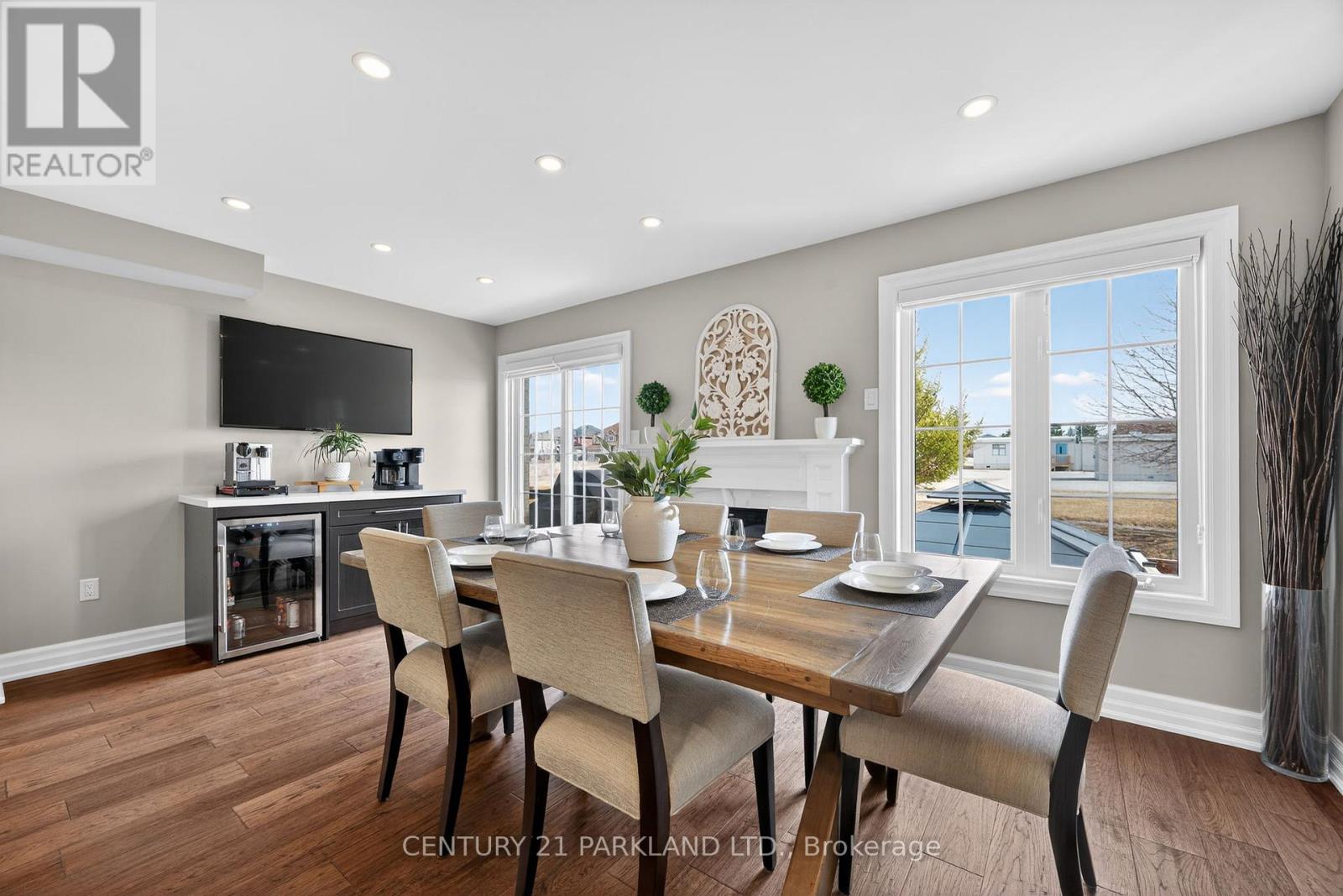 123 Russel Drive, Bradford West Gwillimbury (Bradford), Ontario  L3Z 3B9 - Photo 13 - N12937520