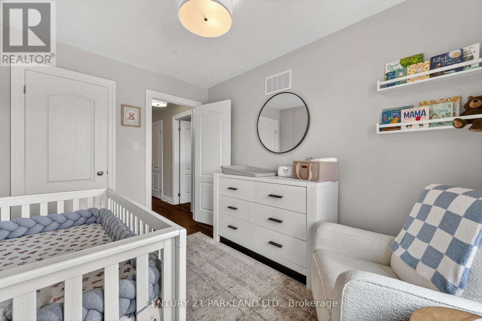 123 Russel Drive, Bradford West Gwillimbury (Bradford), Ontario  L3Z 3B9 - Photo 26 - N12937520