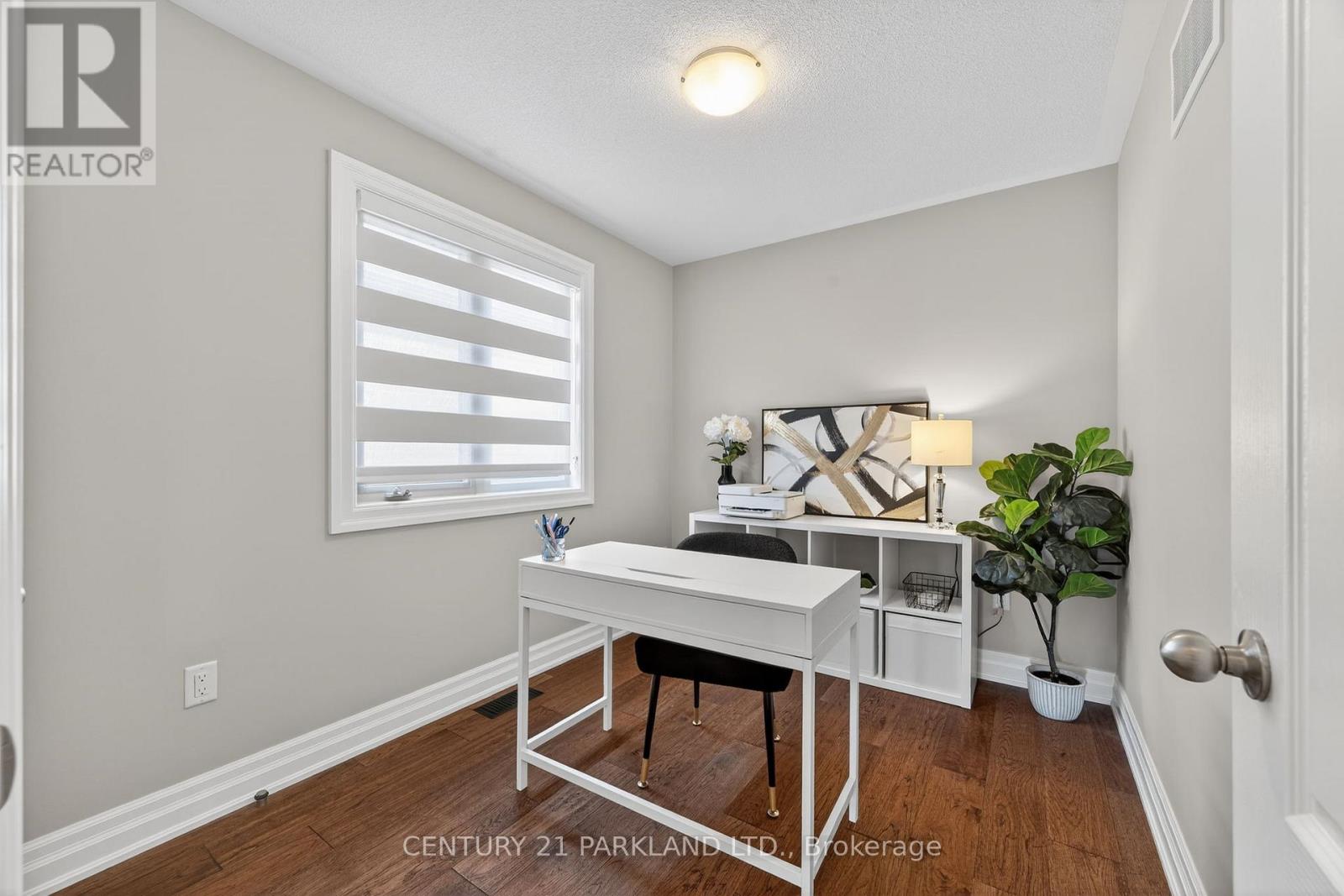 123 Russel Drive, Bradford West Gwillimbury (Bradford), Ontario  L3Z 3B9 - Photo 28 - N12937520