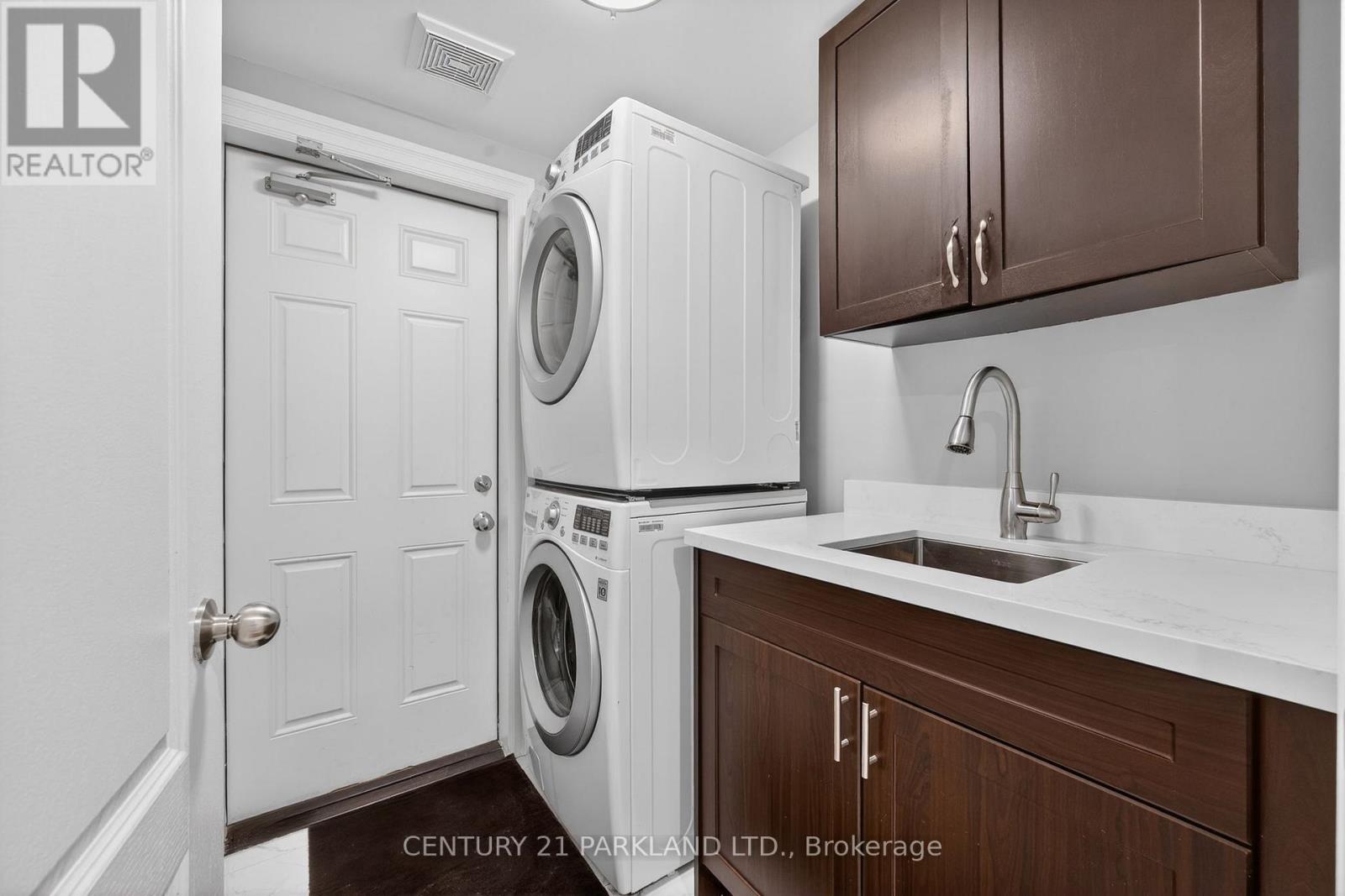 123 Russel Drive, Bradford West Gwillimbury (Bradford), Ontario  L3Z 3B9 - Photo 32 - N12937520