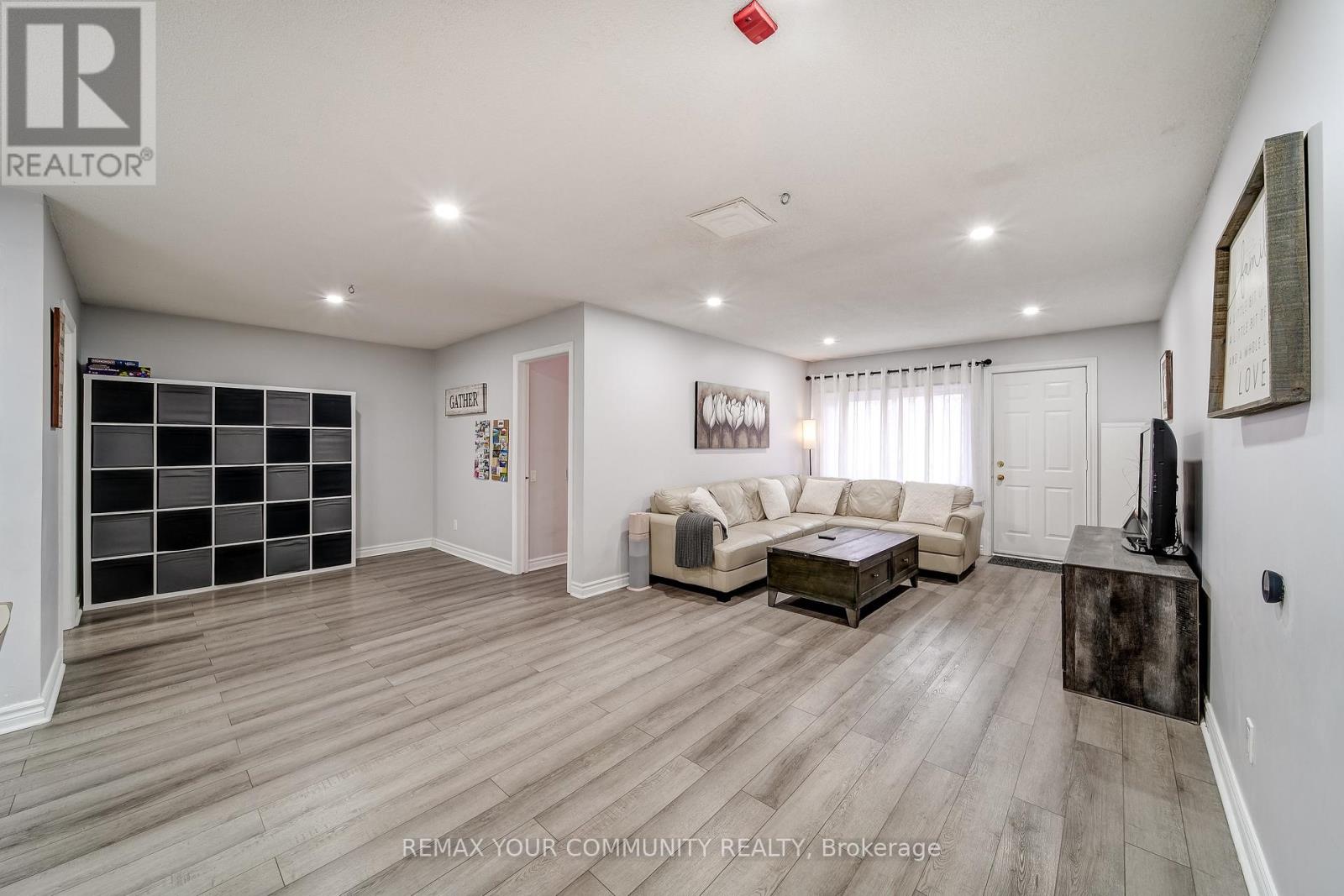 3 - 77 Mill Street, New Tecumseth (Tottenham), Ontario  L0G 1W0 - Photo 3 - N12937524