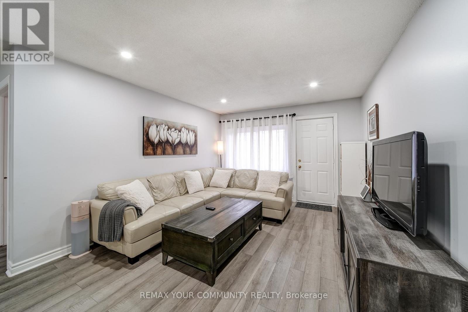 3 - 77 Mill Street, New Tecumseth (Tottenham), Ontario  L0G 1W0 - Photo 4 - N12937524