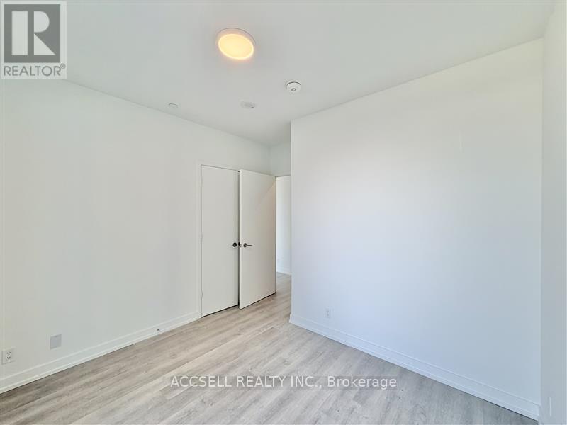 E706 - 20 Bent Tree Drive, Vaughan, Ontario  L4K 0L5 - Photo 7 - N12937528