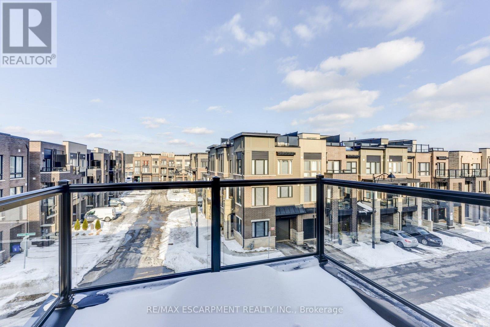 3056 Cascade Common Court, Oakville, Ontario L6H 0R7 - Photo 37 - W12937512