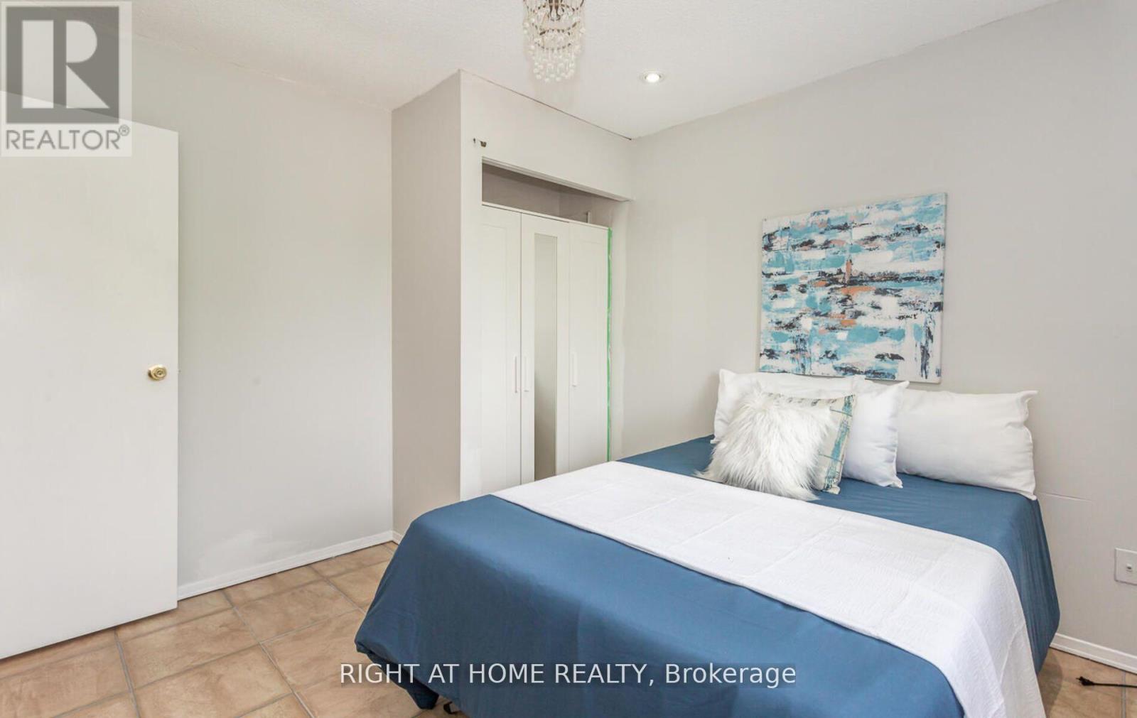 86 Clarridge Court, Brampton, Ontario  L6X 3N3 - Photo 26 - W12937530