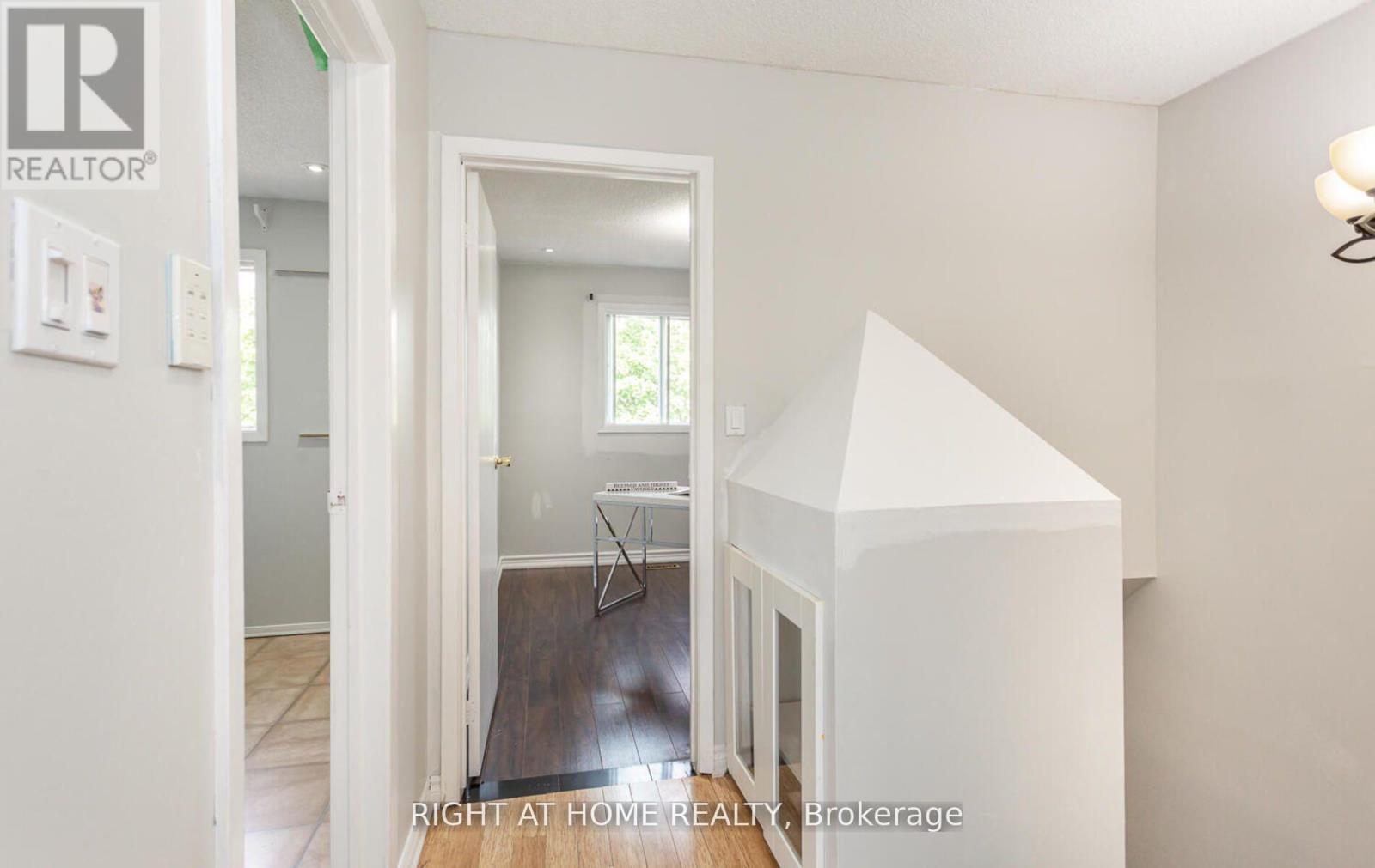 86 Clarridge Court, Brampton, Ontario  L6X 3N3 - Photo 32 - W12937530