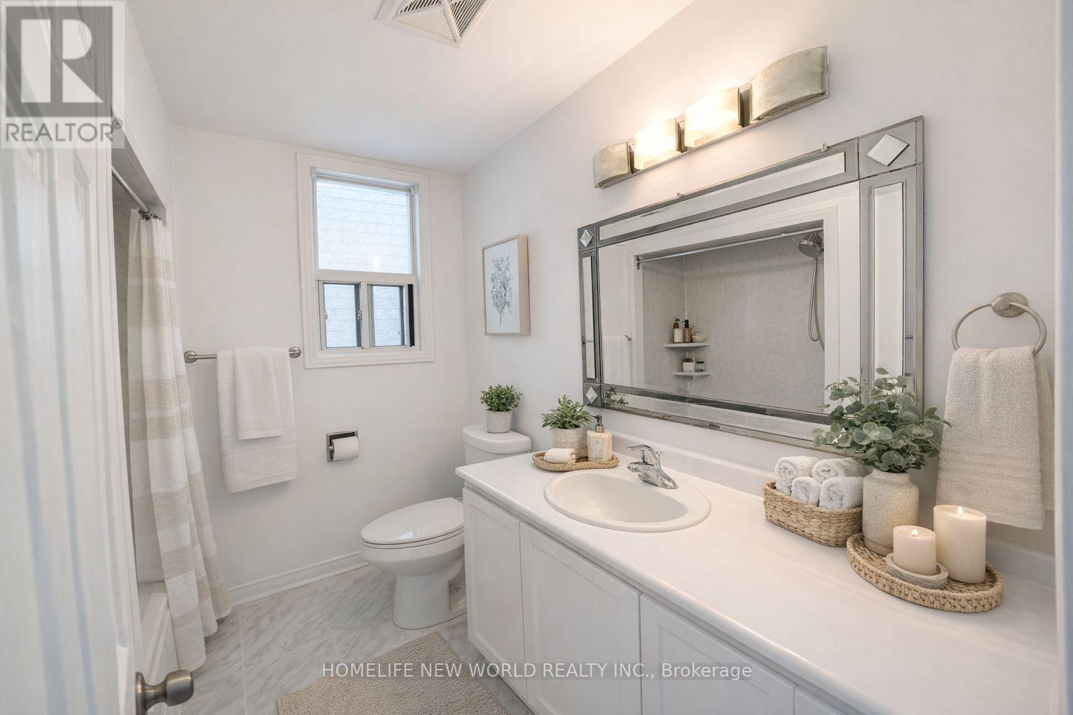 53 Dunraven Drive, Toronto, Ontario  M6M 1G9 - Photo 15 - W12937532