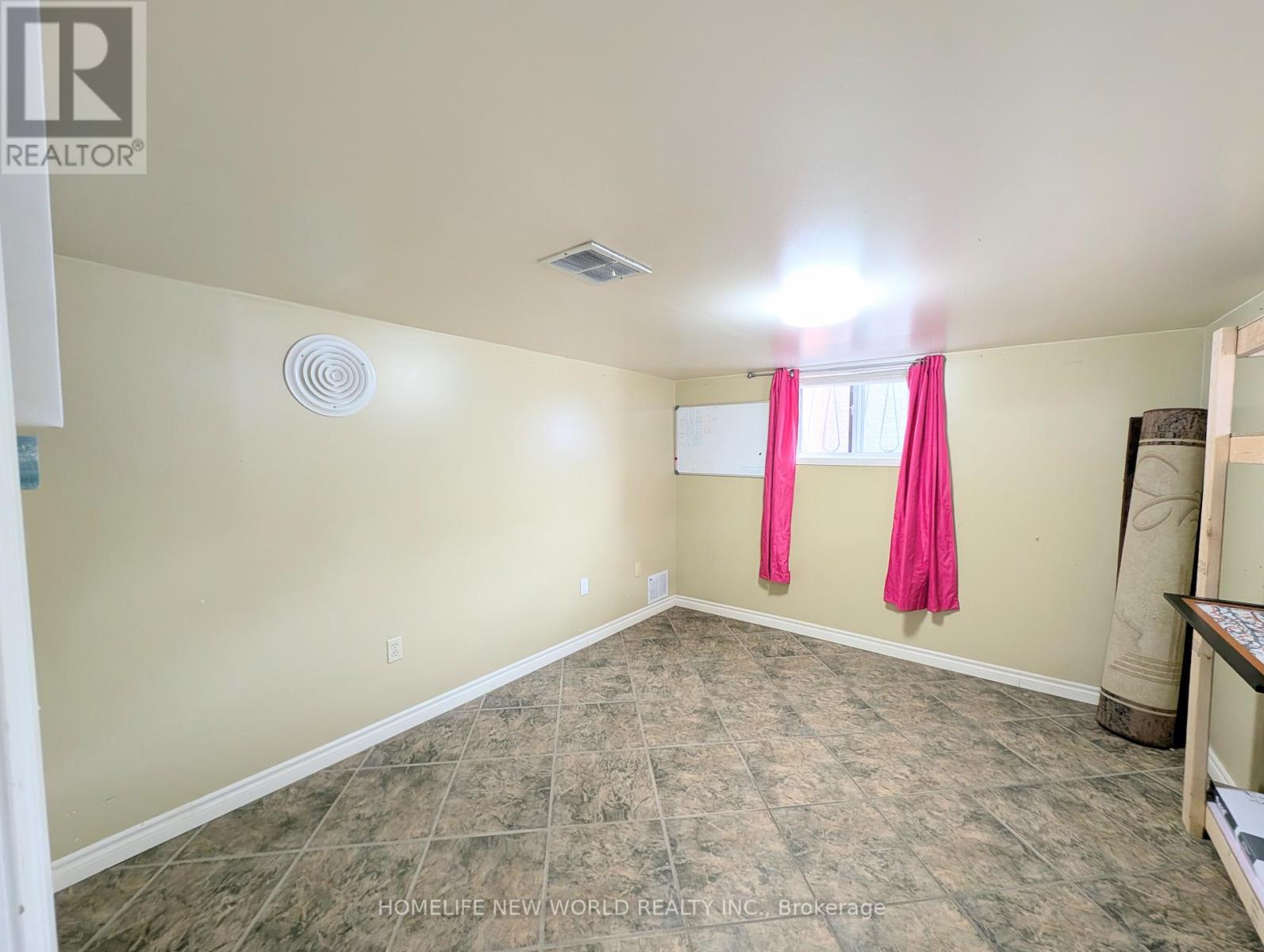 53 Dunraven Drive, Toronto, Ontario  M6M 1G9 - Photo 22 - W12937532