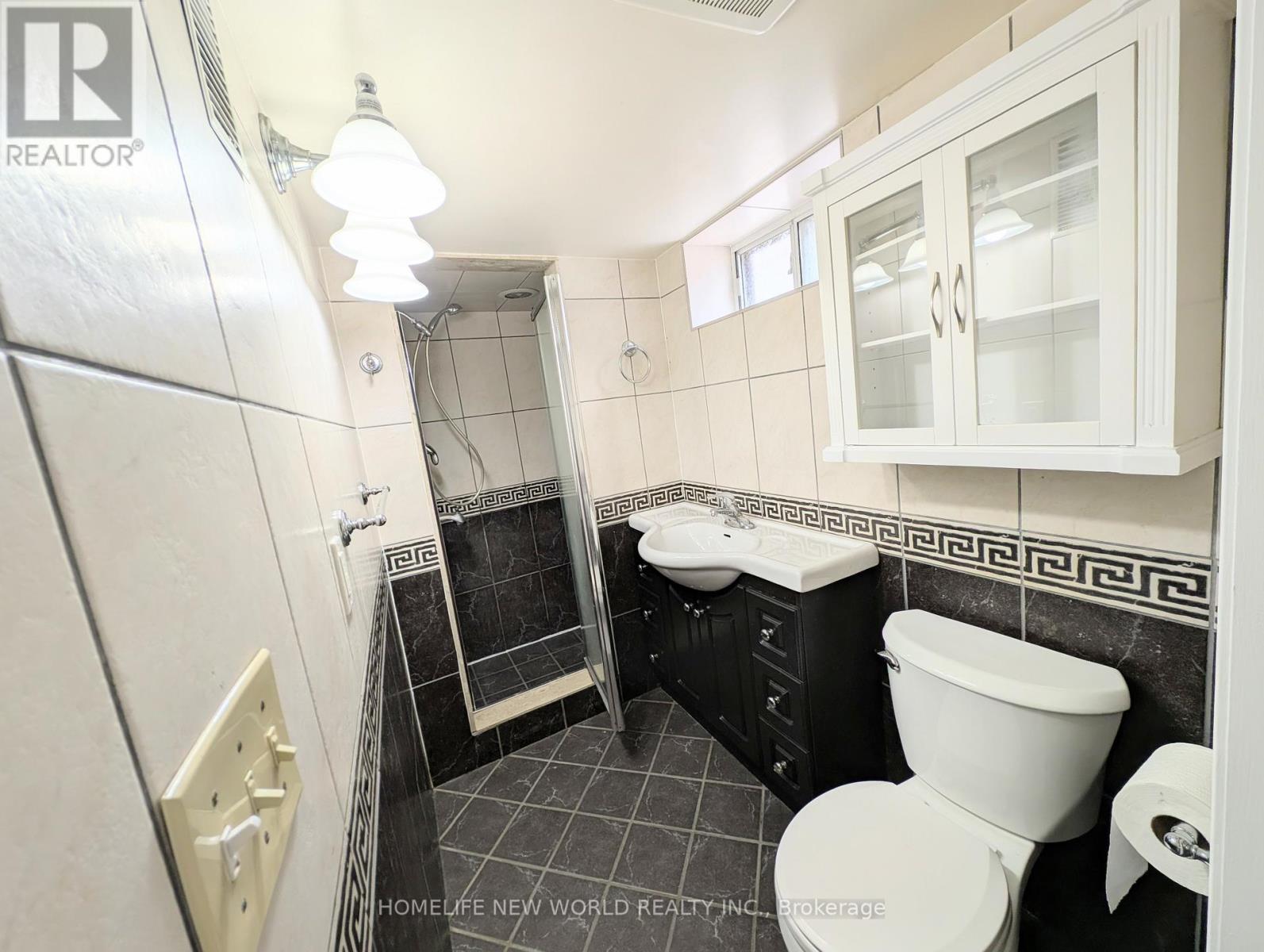 53 Dunraven Drive, Toronto, Ontario  M6M 1G9 - Photo 24 - W12937532