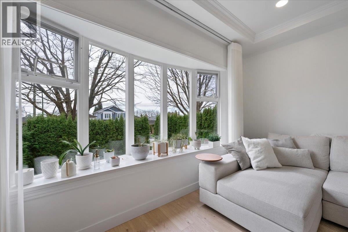 817 W 60th Avenue, Vancouver, British Columbia V6P 2A2 - Photo 11 - R3105103