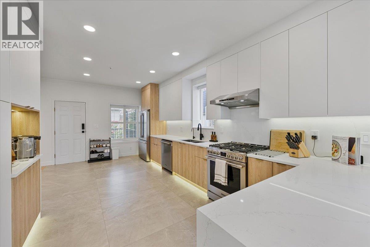 817 W 60th Avenue, Vancouver, British Columbia V6P 2A2 - Photo 14 - R3105103