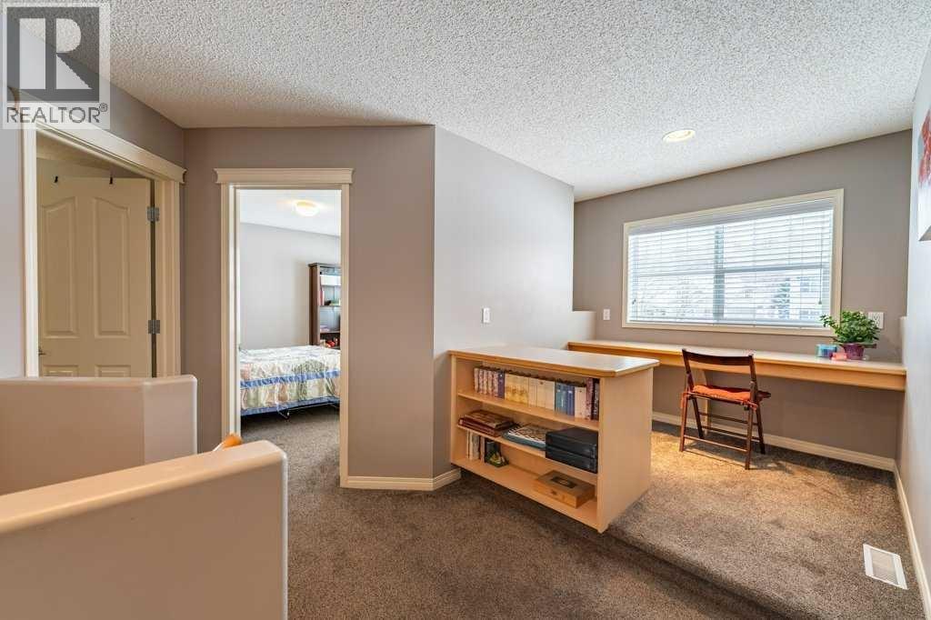 62 Springbluff Boulevard SW, Calgary, Alberta  T3H 4V3 - Photo 22 - A2295544