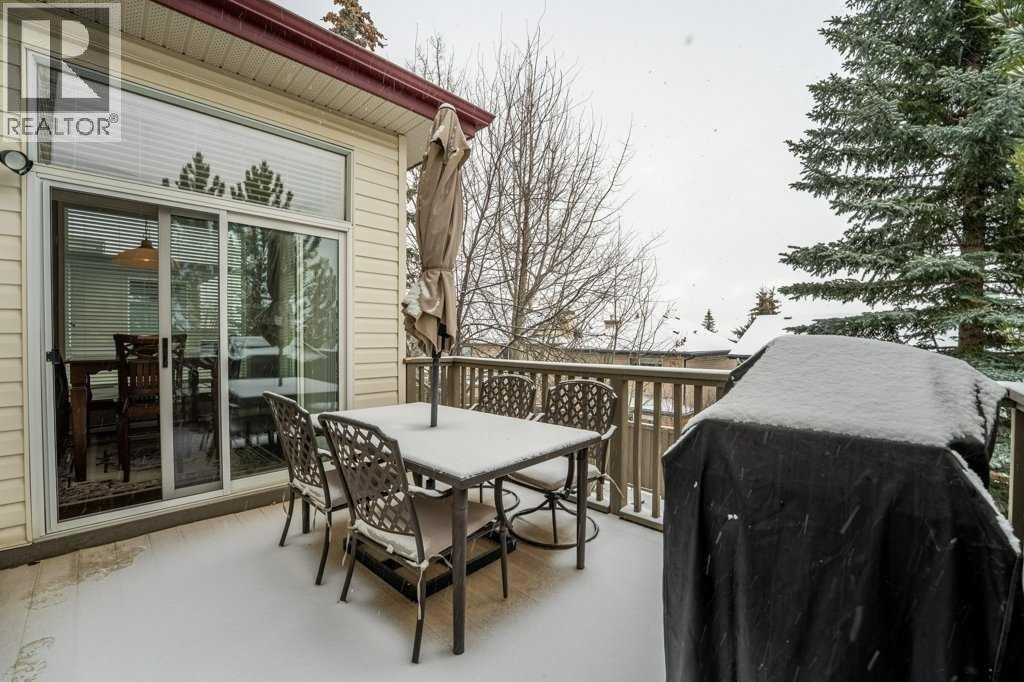 62 Springbluff Boulevard SW, Calgary, Alberta  T3H 4V3 - Photo 17 - A2295544