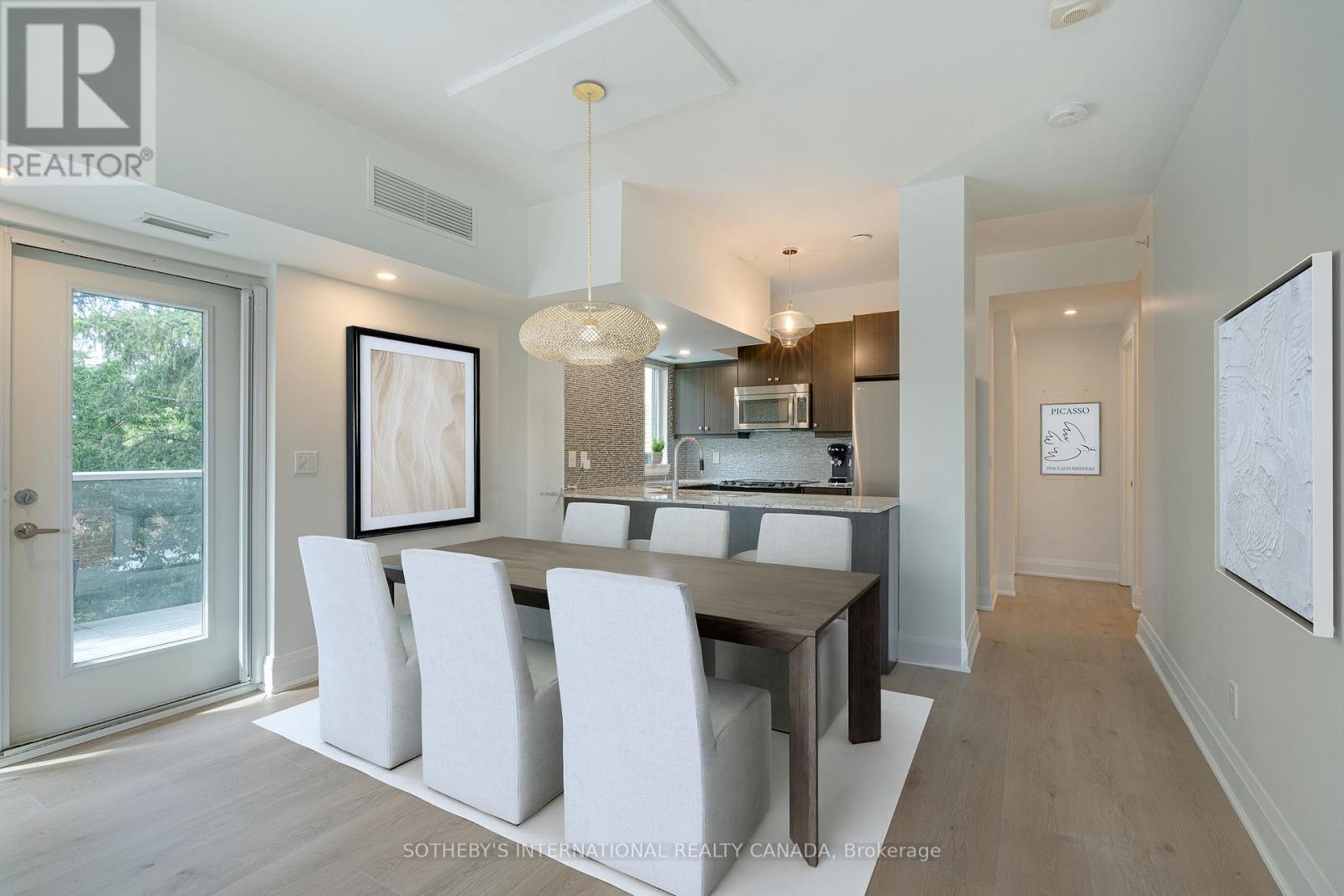 302 - 8302 Islington Avenue, Vaughan, Ontario  L4L 0E6 - Photo 3 - N12936936