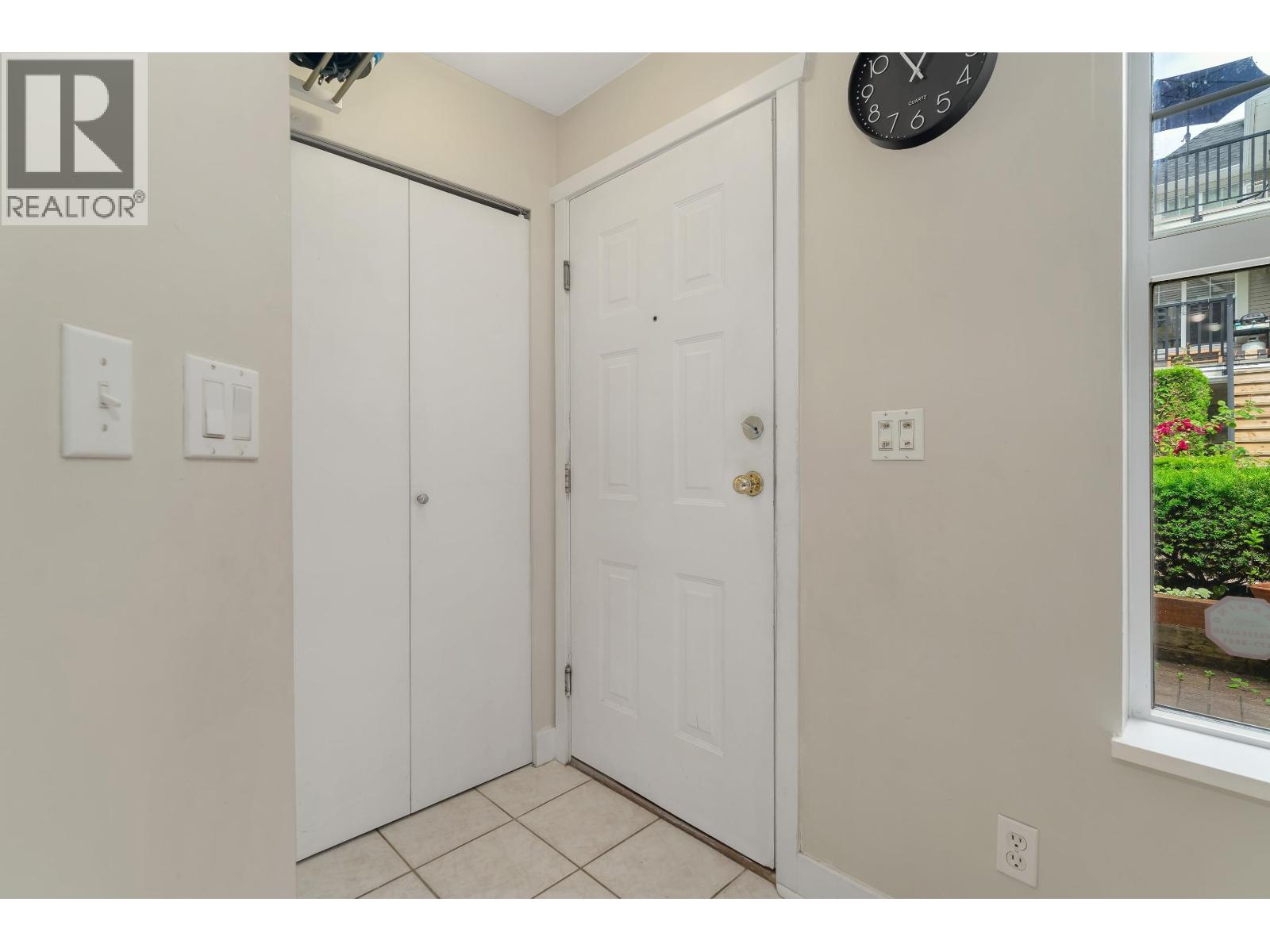 16 7071 Edmonds Street, Burnaby, British Columbia  V3N 1A3 - Photo 3 - R3104818