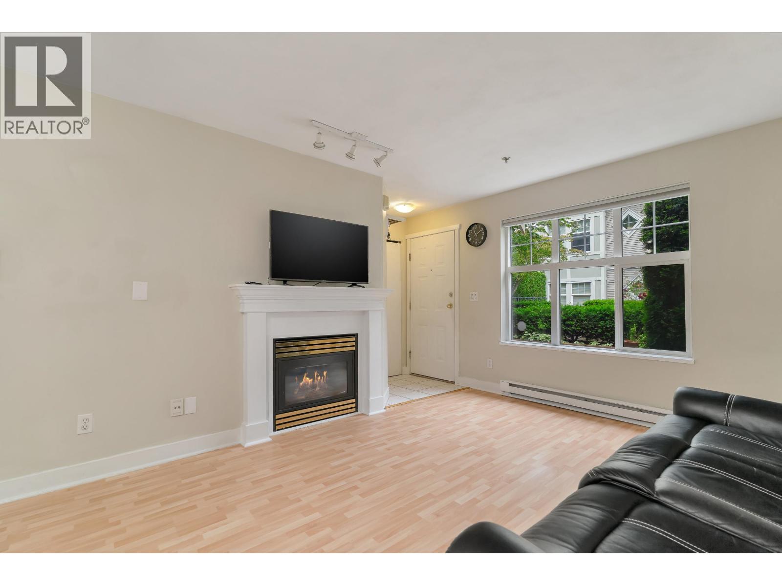 16 7071 Edmonds Street, Burnaby, British Columbia  V3N 1A3 - Photo 6 - R3104818