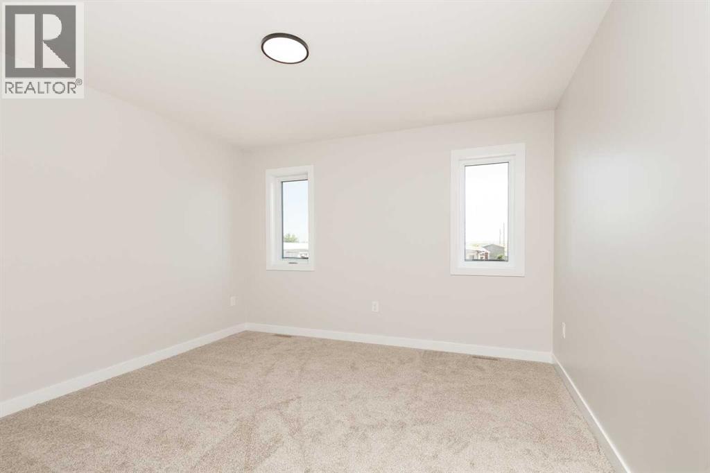 131 11 Street, Fort Macleod, Alberta  T0L 0Z0 - Photo 9 - A2296023