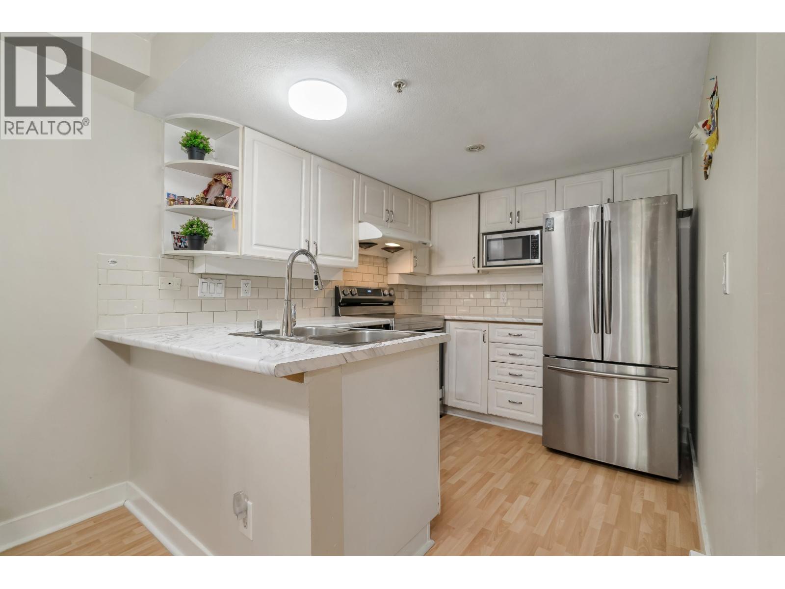 16 7071 Edmonds Street, Burnaby, British Columbia  V3N 1A3 - Photo 12 - R3104818